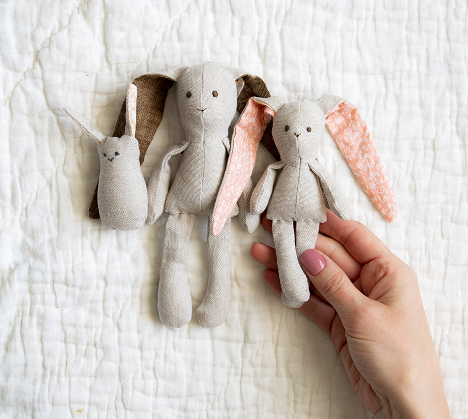 mini bunny family