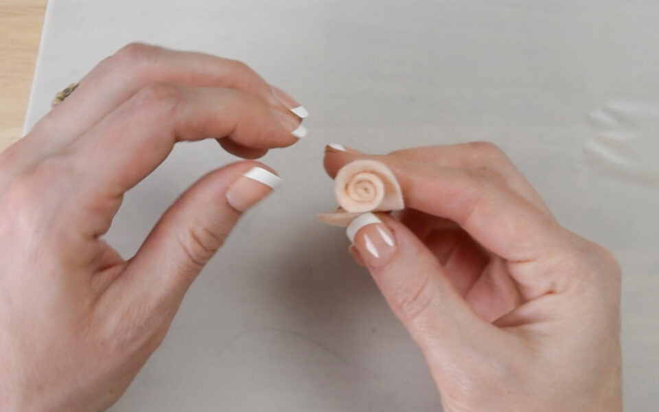 Rose Forming Create a Mini Felt Rose Bush · Sweetbriar Sisters